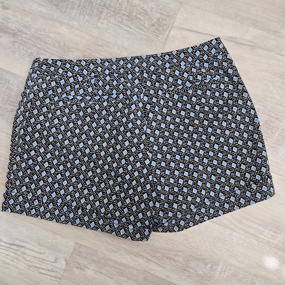 Women's Soho Apparel Shorts Size 10 - Picture 8 of 8